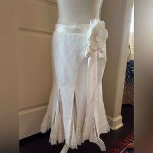 Chic White A-Line Skirt with Floral Detail